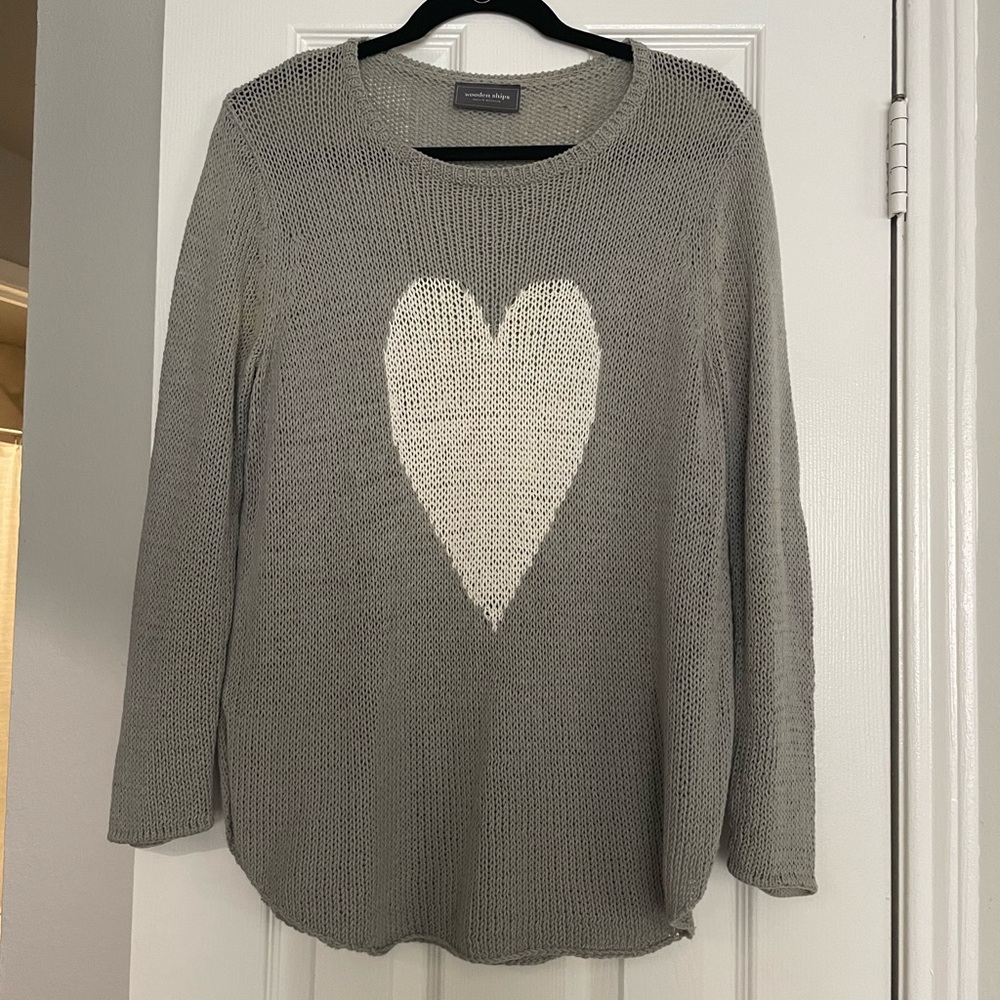 Wooden Ships Cotton Gray and White Heart Sweater - one size